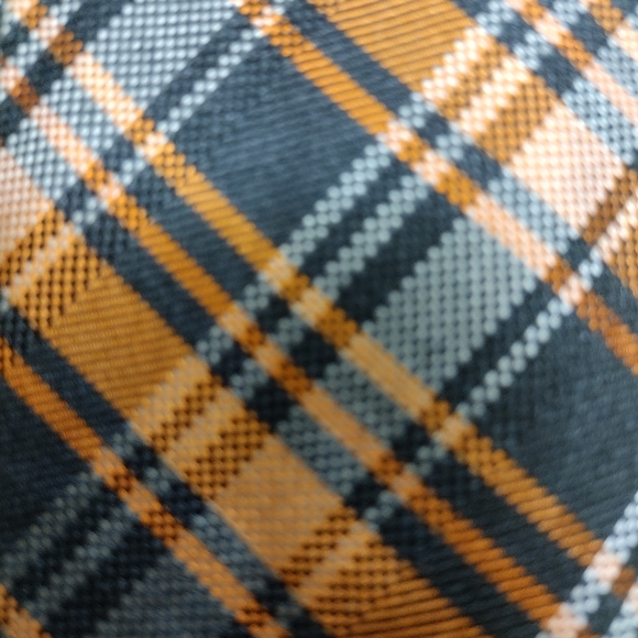 Penguin Plaid Neck Tie T120 - Picture 3 of 4